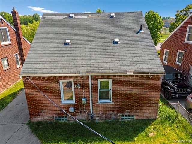 5279 Cadieux Road, Detroit, MI 48224