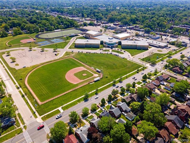 5279 Cadieux Road, Detroit, MI 48224