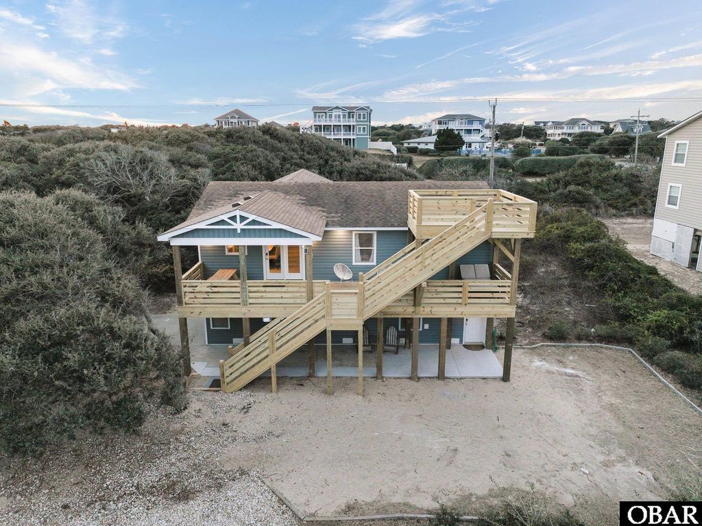 Image 1 of property listing at 5012 Ride Lane, Kitty Hawk, NC 27949