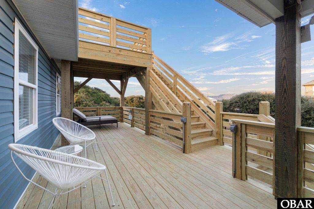 Image 12 of property listing at 5012 Ride Lane, Kitty Hawk, NC 27949
