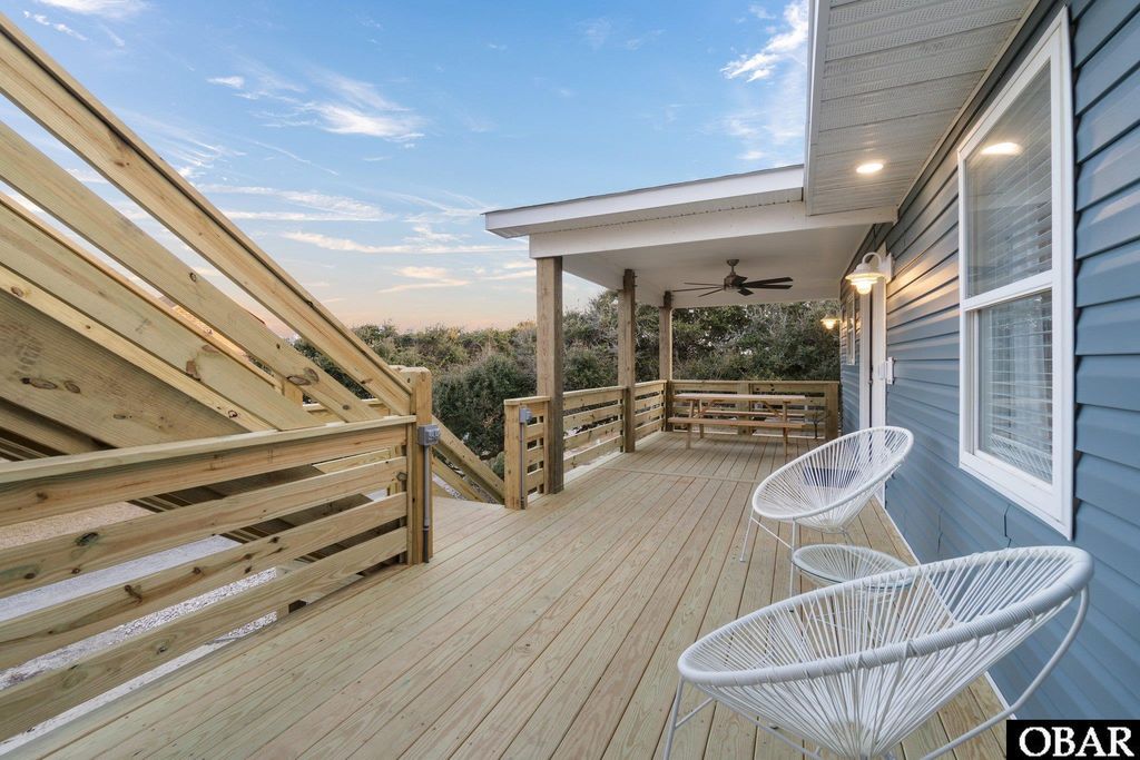 Image 13 of property listing at 5012 Ride Lane, Kitty Hawk, NC 27949