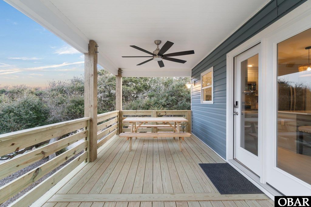 Image 16 of property listing at 5012 Ride Lane, Kitty Hawk, NC 27949