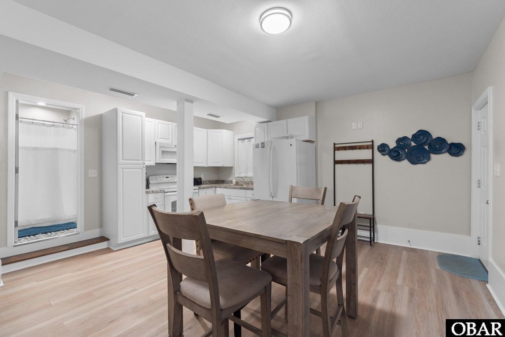 Image 39 of property listing at 5012 Ride Lane, Kitty Hawk, NC 27949