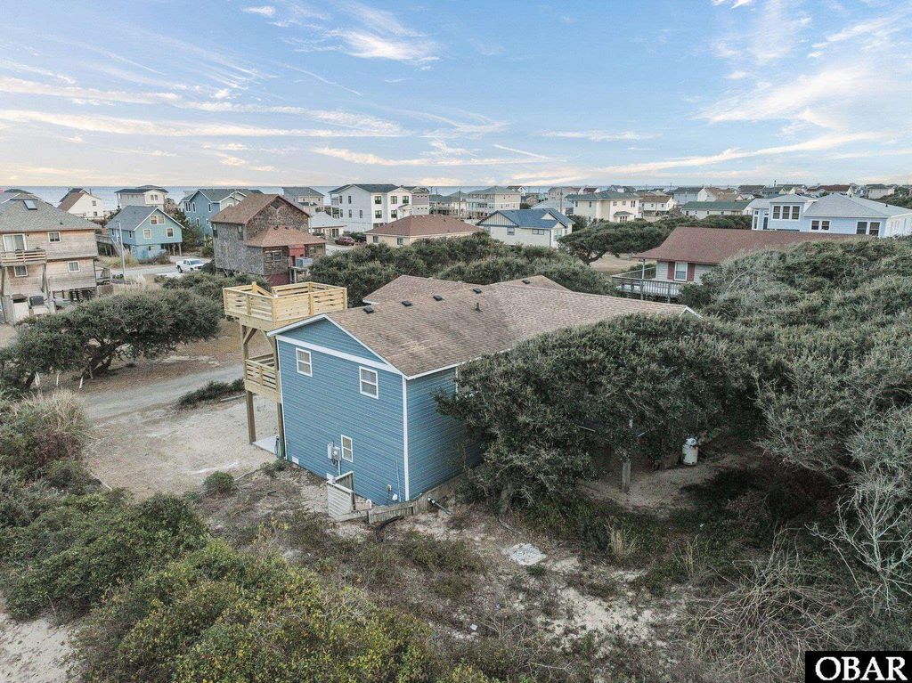 Image 7 of property listing at 5012 Ride Lane, Kitty Hawk, NC 27949