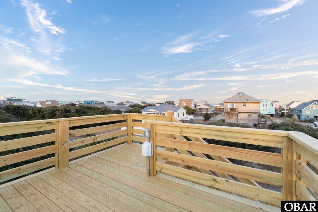 Image 10 of property listing at 5012 Ride Lane, Kitty Hawk, NC 27949