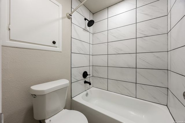 15026 Old Creek St, San Antonio, TX 78217