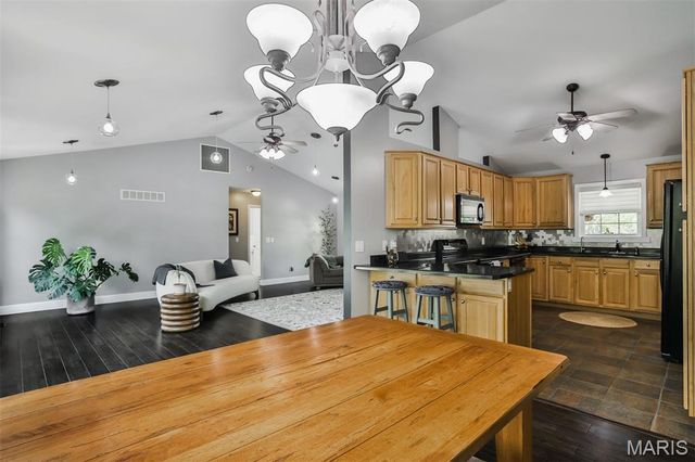 3889 Olde Mill Drive, Byrnes Mill, MO 63051