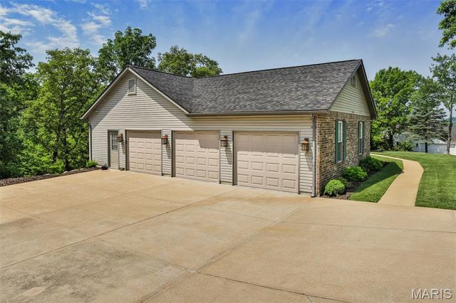 3889 Olde Mill Drive, Byrnes Mill, MO 63051