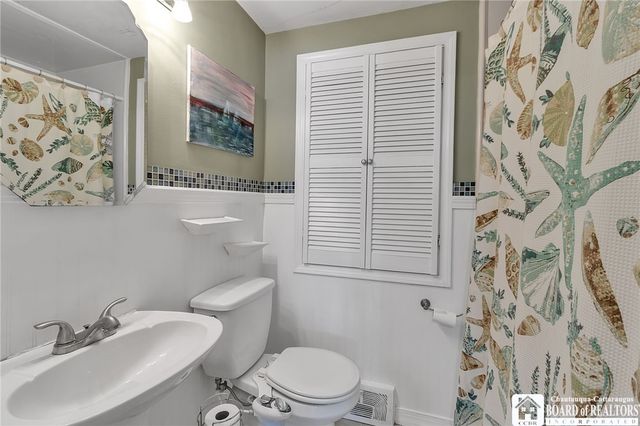 180 Bering Avenue, Tonawanda, NY 14223