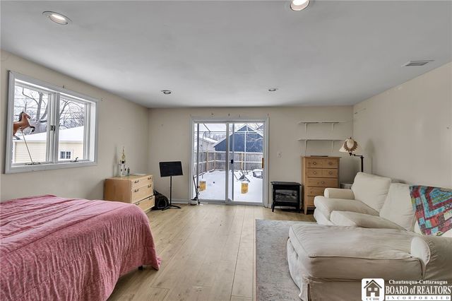 180 Bering Avenue, Tonawanda, NY 14223