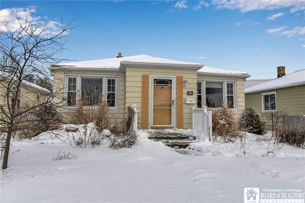 180 Bering Avenue, Tonawanda, NY 14223