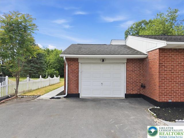 4470 Henry Street, Easton, PA 18045