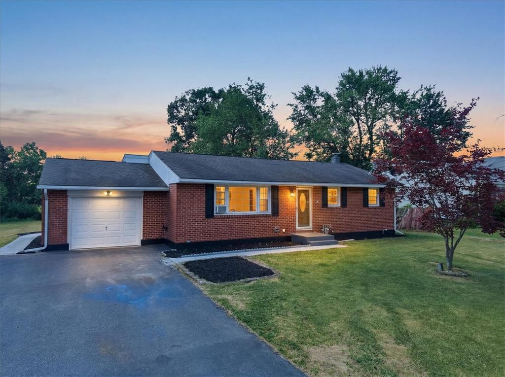 4470 Henry Street, Easton, PA 18045