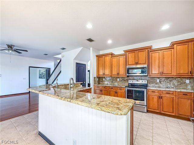 12459 Muddy Creek LN, Fort Myers, FL 33913