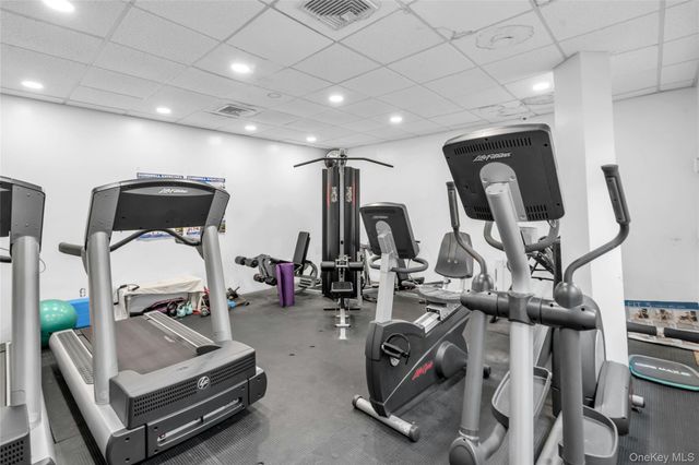 725 Miller Avenue 241, Freeport, NY 11520