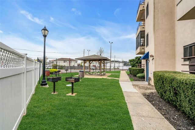 725 Miller Avenue 241, Freeport, NY 11520