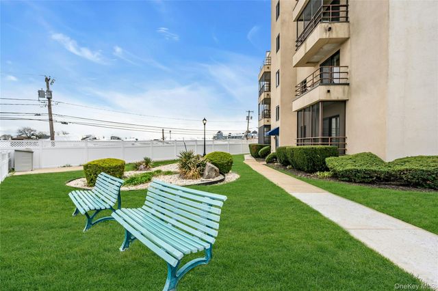 725 Miller Avenue 241, Freeport, NY 11520