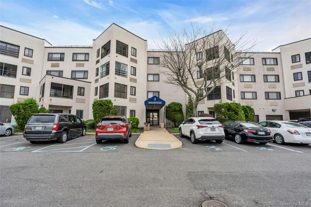 725 Miller Avenue 241, Freeport, NY 11520