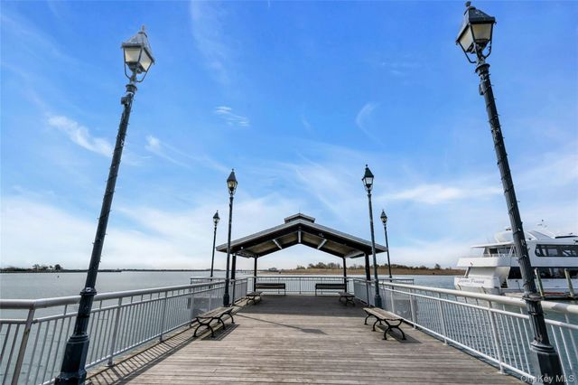 725 Miller Avenue 241, Freeport, NY 11520