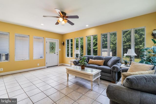203 MORGANS RIDGE CT, La Plata, MD 20646