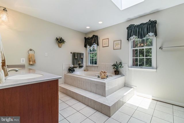 203 MORGANS RIDGE CT, La Plata, MD 20646