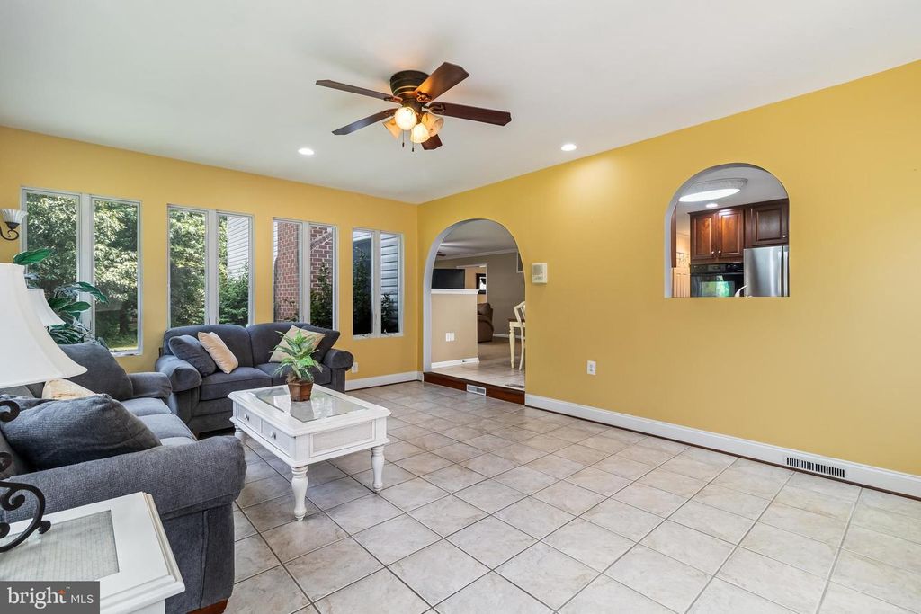 Image 23 of property listing at 203 MORGANS RIDGE CT, La Plata, MD 20646