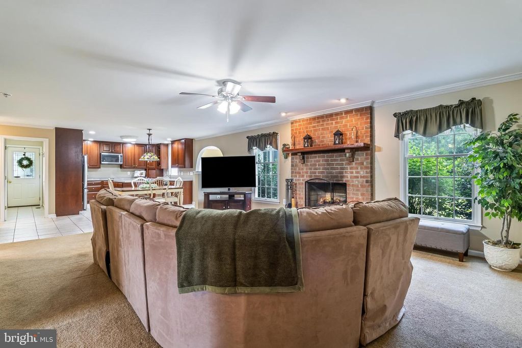 Image 25 of property listing at 203 MORGANS RIDGE CT, La Plata, MD 20646