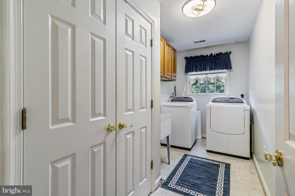 Image 55 of property listing at 203 MORGANS RIDGE CT, La Plata, MD 20646