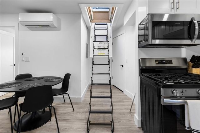 6 Goodwin Pl. 4., Boston, MA 02114