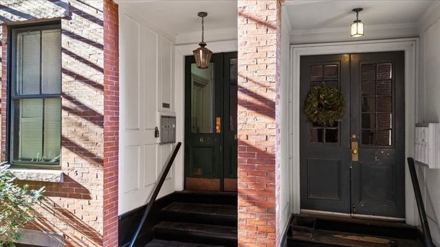 6 Goodwin Pl. 4., Boston, MA 02114