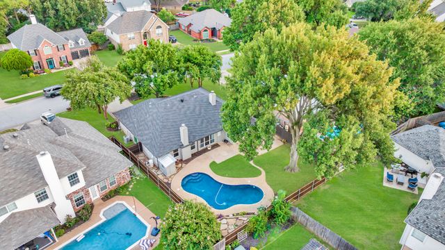 3354 Summerfield Drive, Grapevine, TX 76051