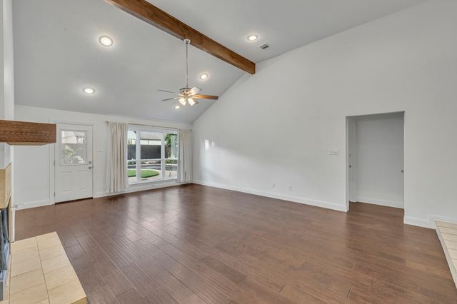 3354 Summerfield Drive, Grapevine, TX 76051