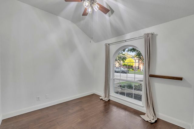 3354 Summerfield Drive, Grapevine, TX 76051