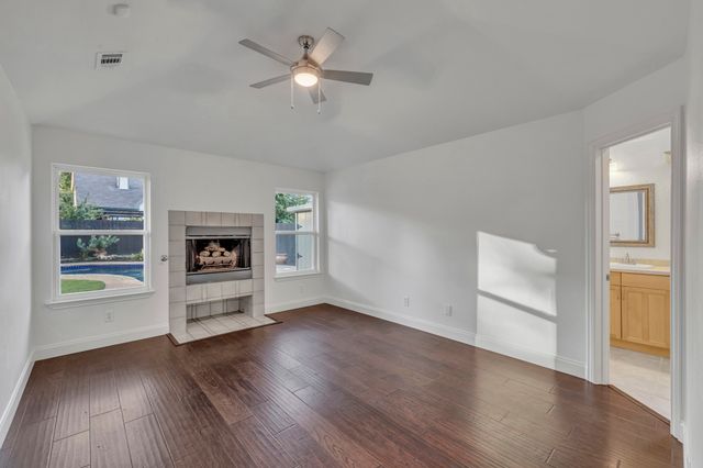3354 Summerfield Drive, Grapevine, TX 76051