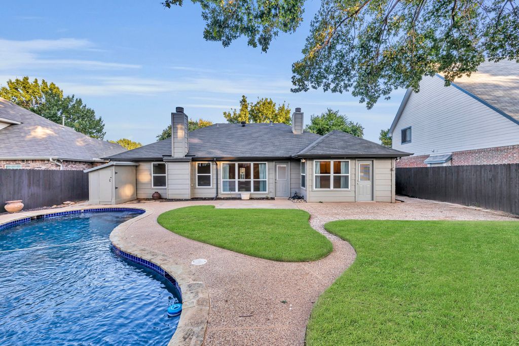 3354 Summerfield Drive, Grapevine, TX 76051