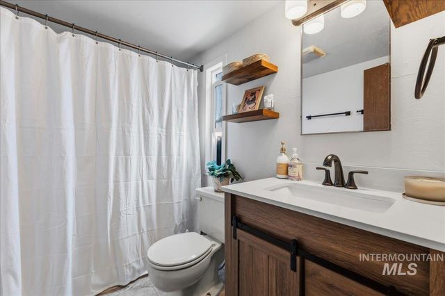 404 S Fern St., Nampa, ID 83686