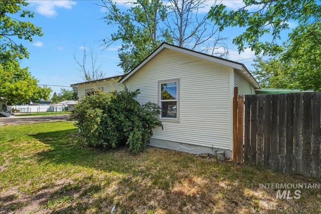 404 S Fern St., Nampa, ID 83686