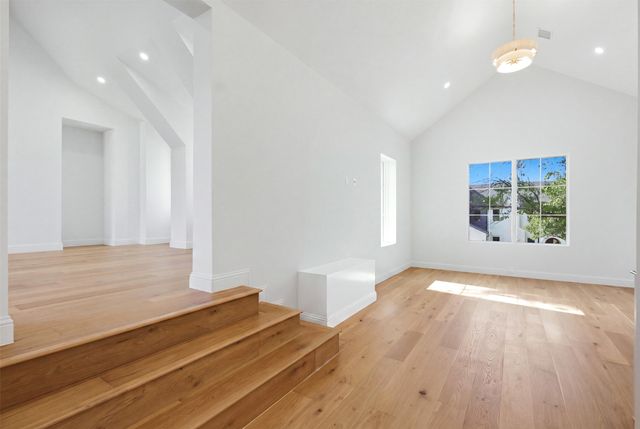 3305 Townsend Drive, Dallas, TX 75229