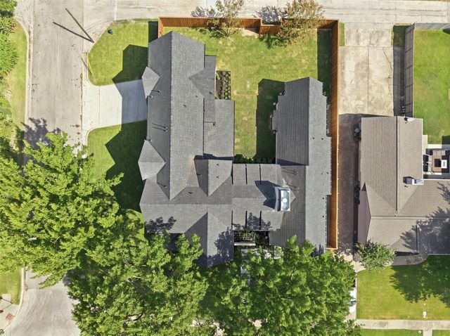 3305 Townsend Drive, Dallas, TX 75229