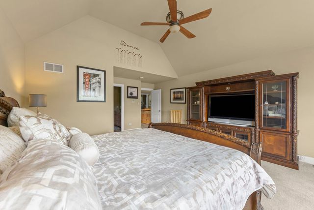 16022 S Selfridge Circle, Plainfield, IL 60586