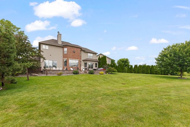 16022 S Selfridge Circle, Plainfield, IL 60586