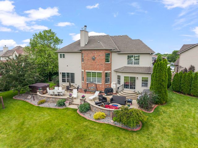 16022 S Selfridge Circle, Plainfield, IL 60586