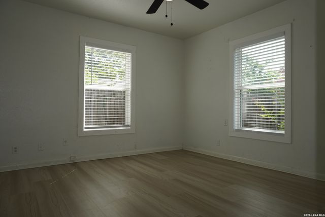 230 Goforth Dr, San Antonio, TX 78233