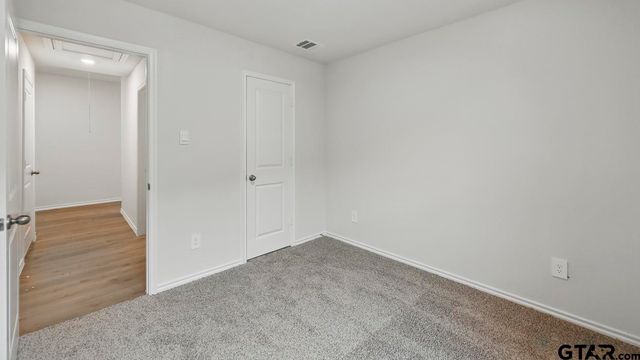 5016 Shumard Drive, Lindale, TX 75771