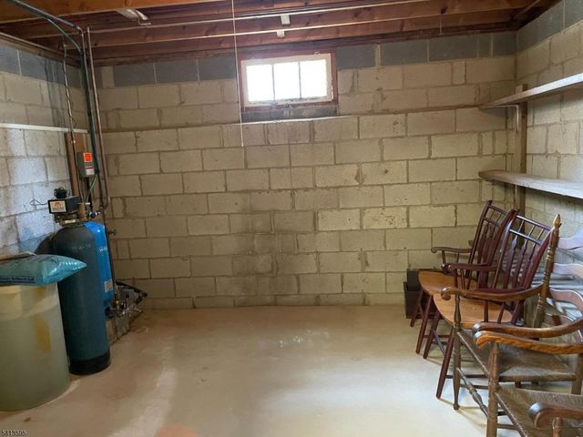 938 Potters Rd, Stillwater Twp., NJ 07860