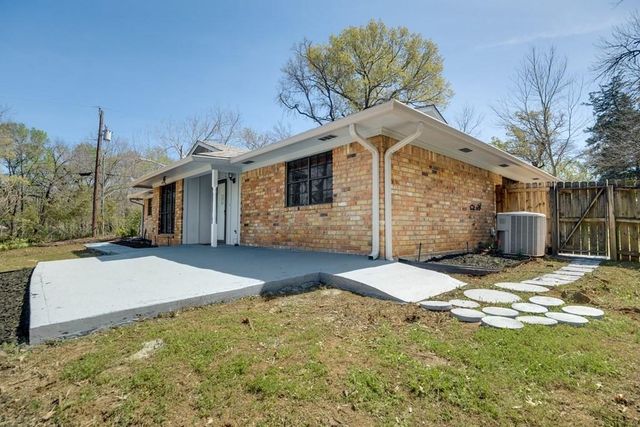1112 Swanson Drive, Palestine, TX 75801