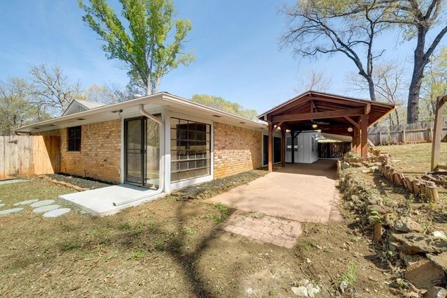 1112 Swanson Drive, Palestine, TX 75801