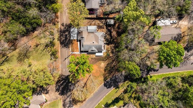1112 Swanson Drive, Palestine, TX 75801