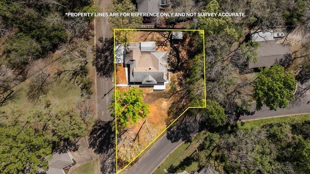 1112 Swanson Drive, Palestine, TX 75801