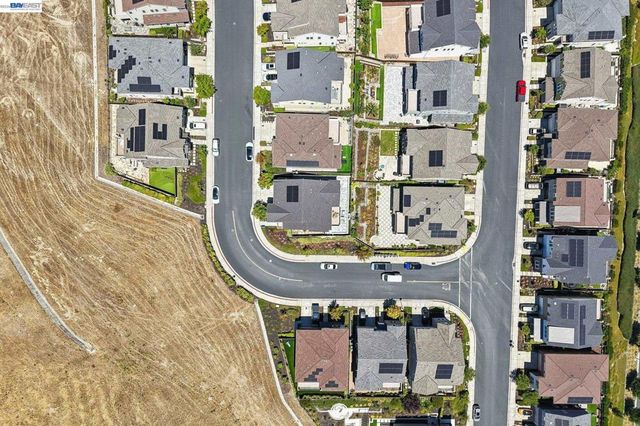 4203 Oak Knoll Dr, Dublin, CA 94568